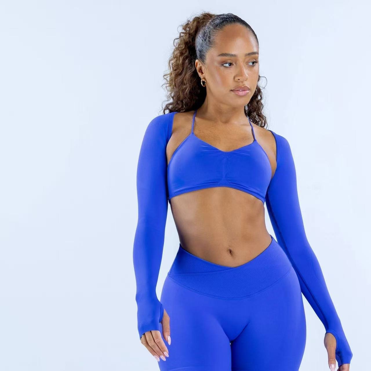 Ensemble sport yoga DFYNE coloris bleu électrique